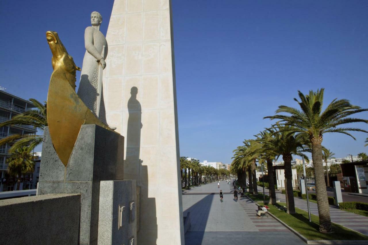 Sant Jordi Zeus Corner Salou